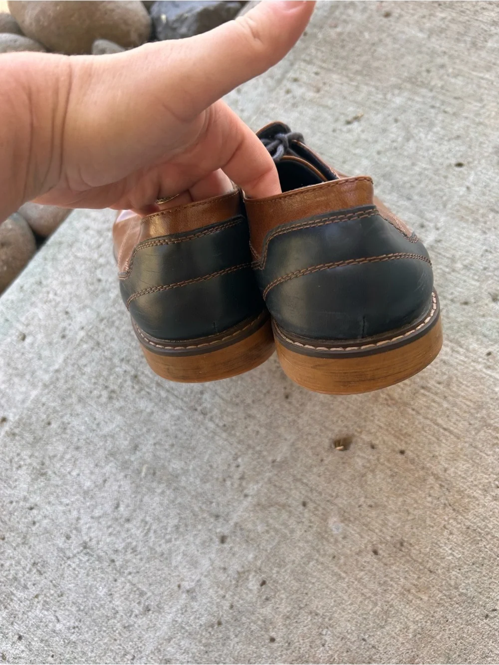 Classic Tan Leather Derby Shoes for Men